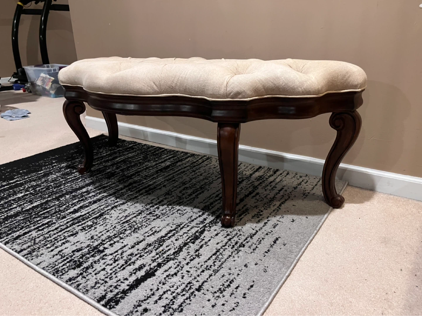 Tufted Bench - photo 3