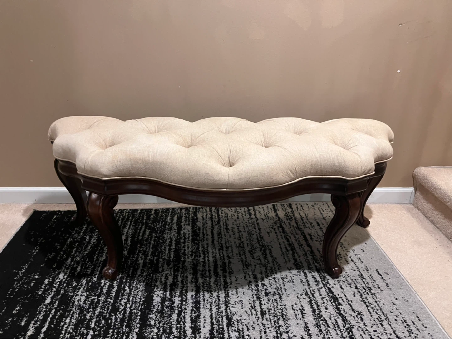 Tufted Bench