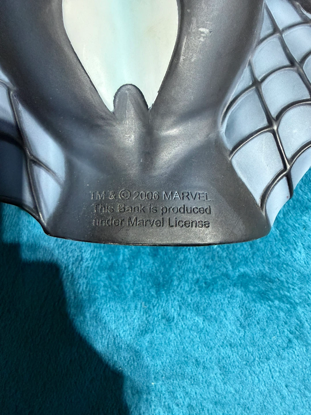 Spider-Man Black Suit Bust Coin Bank 2006 - photo 4