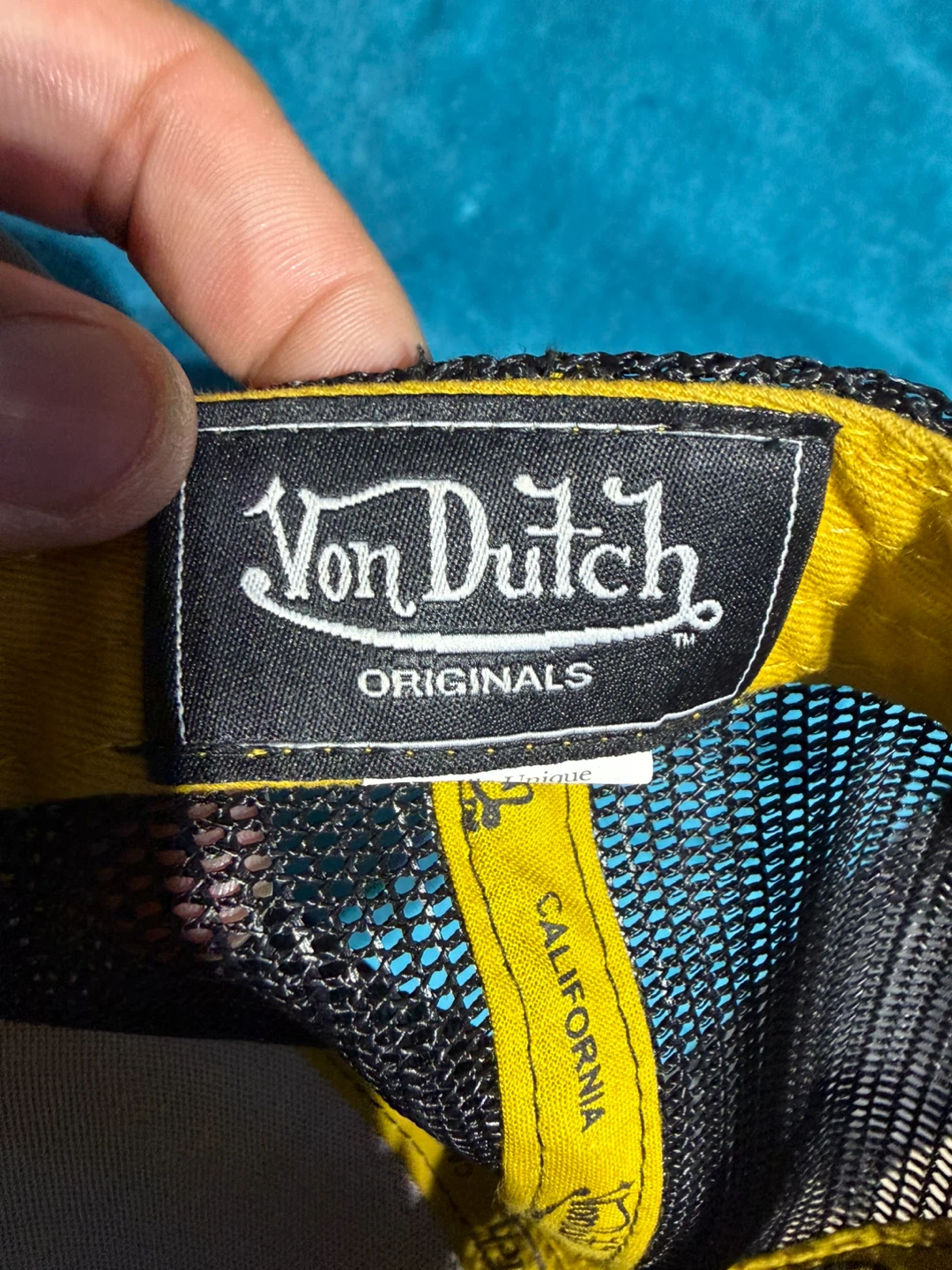 Von Dutch Gold Glitter Trucker Hat - photo 5