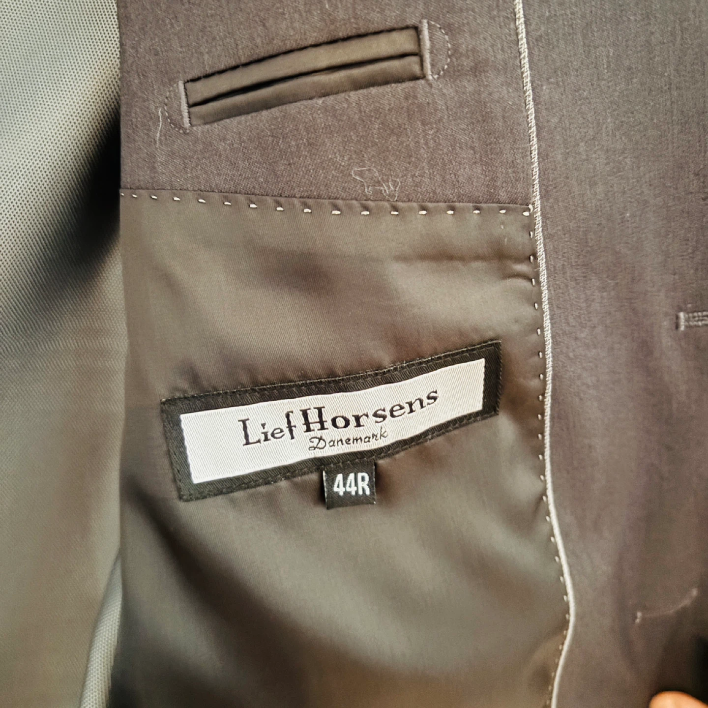 *New* $225 Lief Horsesens Charcoal Blazer - Size 44R - photo 4