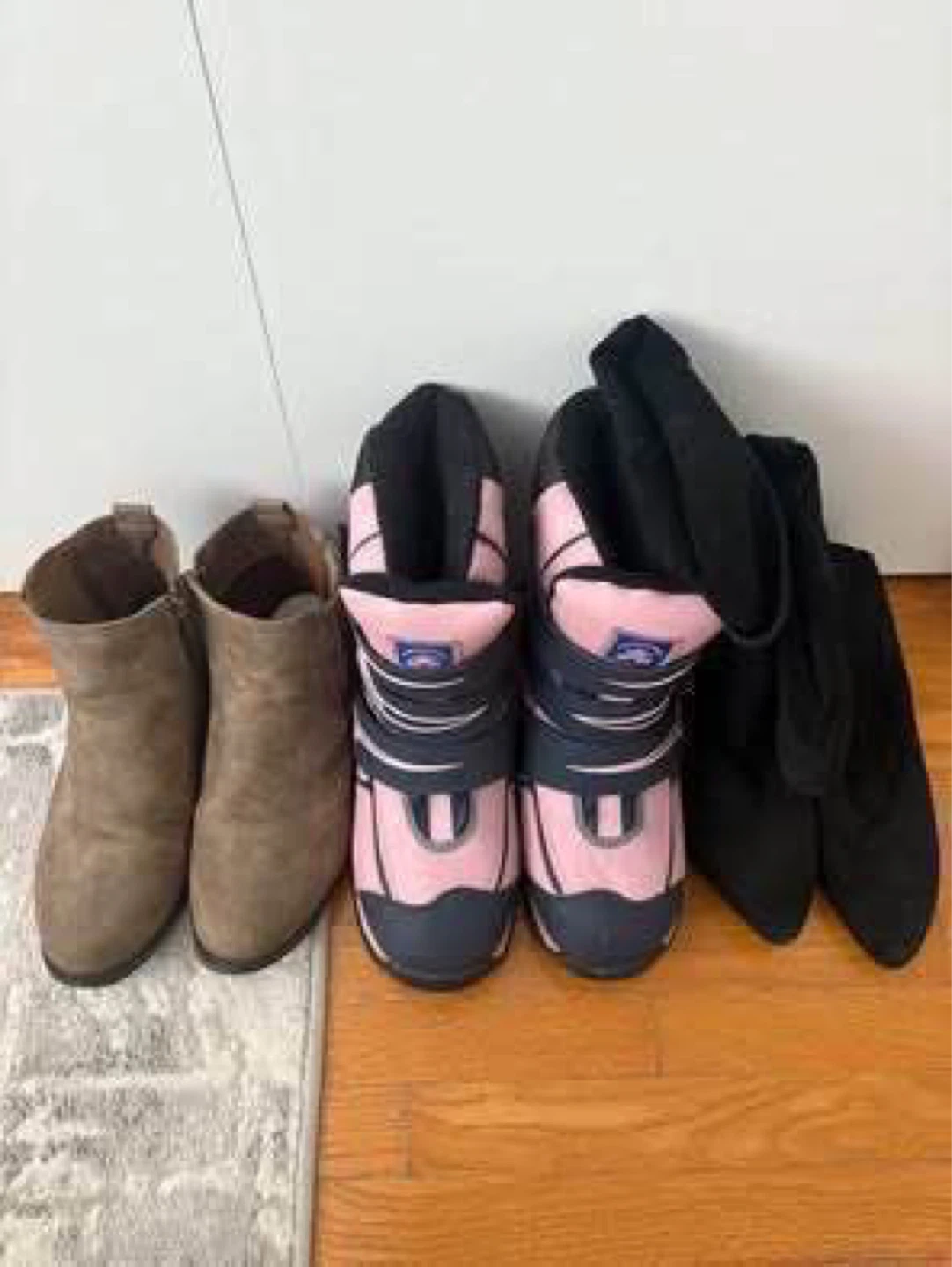 3 pairs of boots (barely worn) (All size 6) ($2 each)
