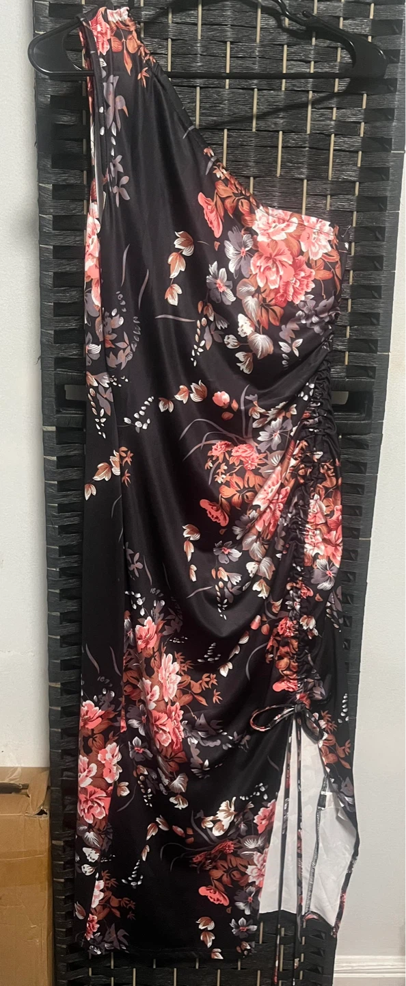 Women's Black Floral One-Shoulder Maxi Dress