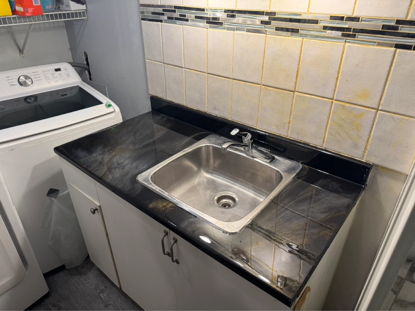 Bathroom counter top upgrades (CHEAP) - photo 2