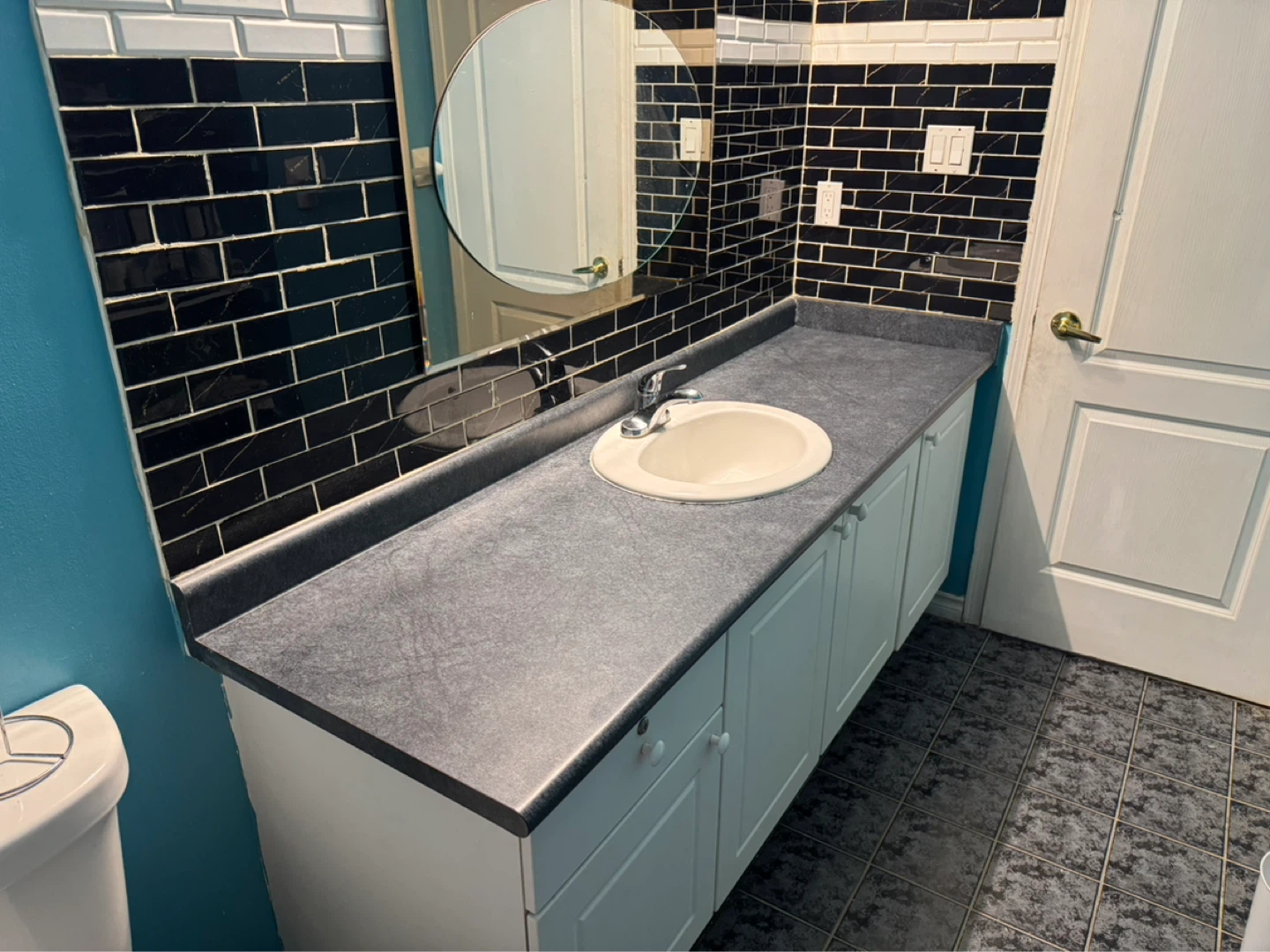 Bathroom counter top upgrades (CHEAP) - photo 4