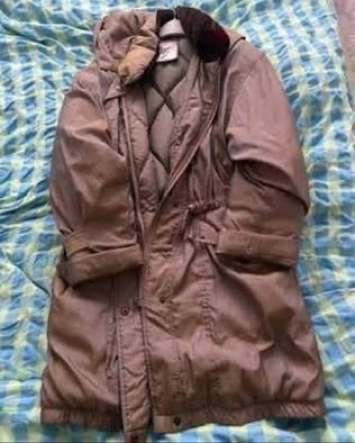 2 Winter coats (Barely worn) (Both together for $5) - photo 2