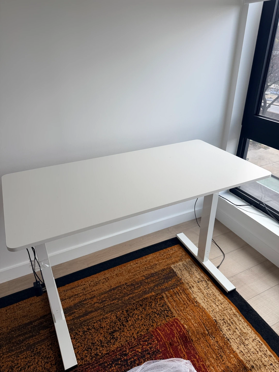 White Adjustable Standing Desk - photo 5