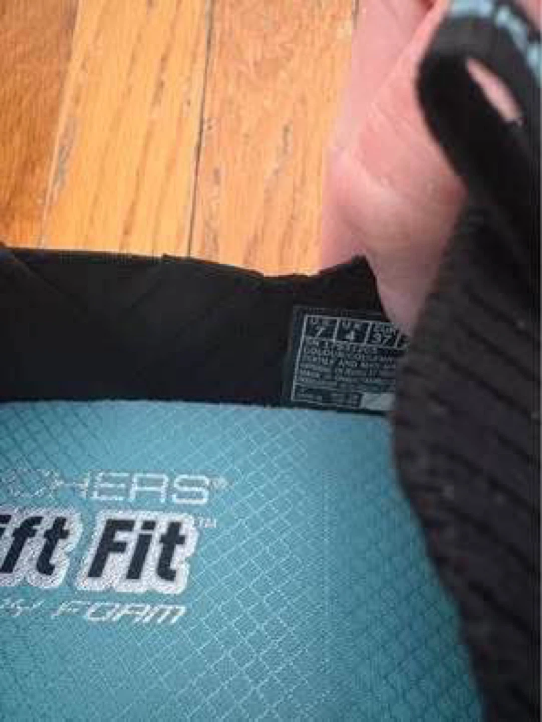 Skechers hands free Swift Fit shoes (New) (Size 7) (Authentic) - photo 3