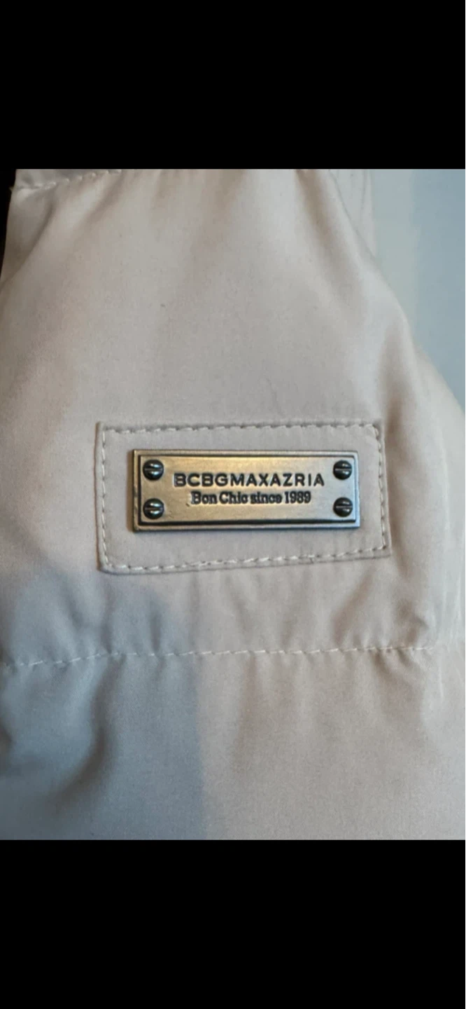 BCBGMAXAZRIA Puffer Coat with Faux Fur Collar - Size L - photo 4