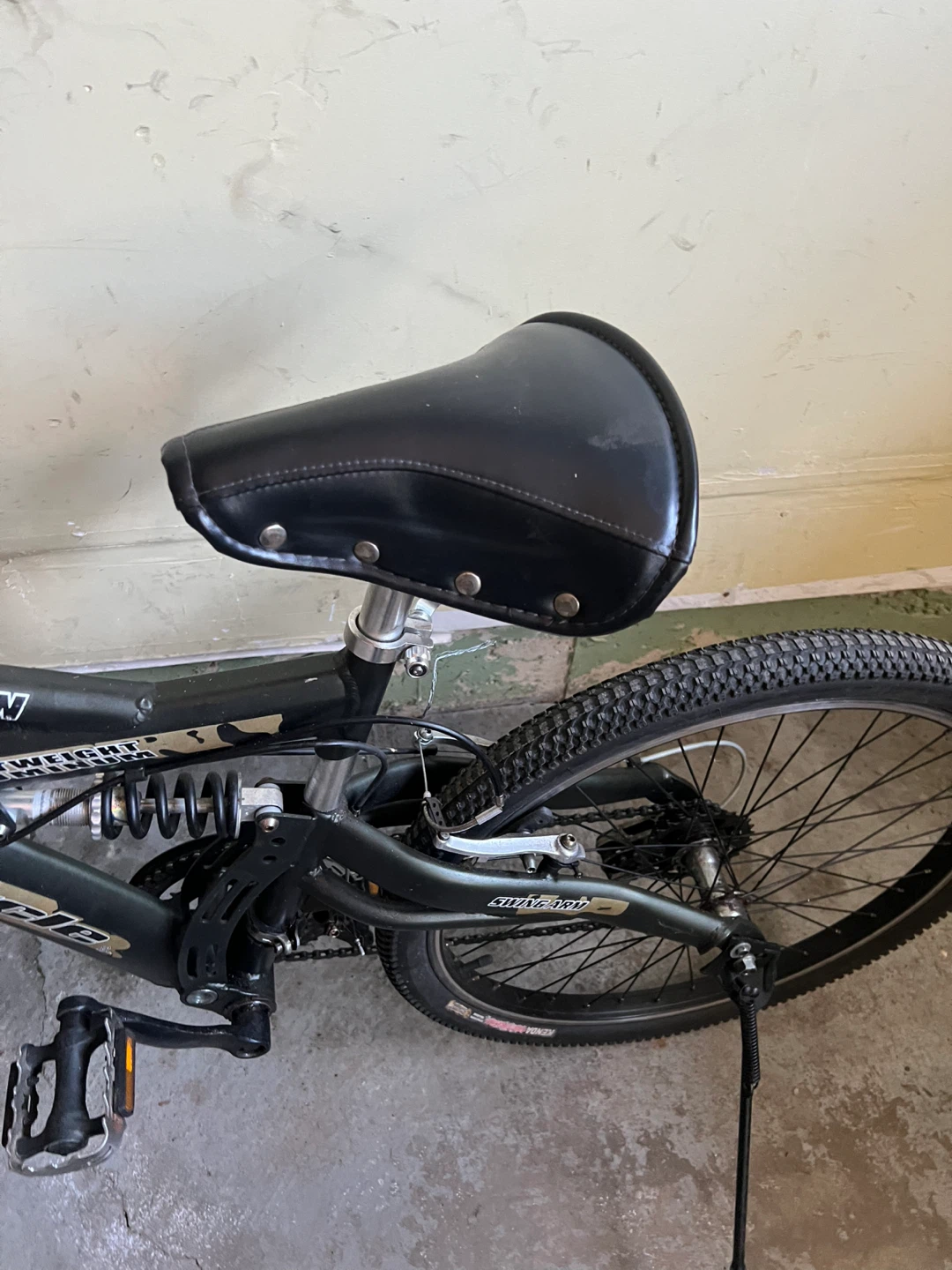 24”  21 speed Supercycle Hooligan Mountain Bike - photo 3