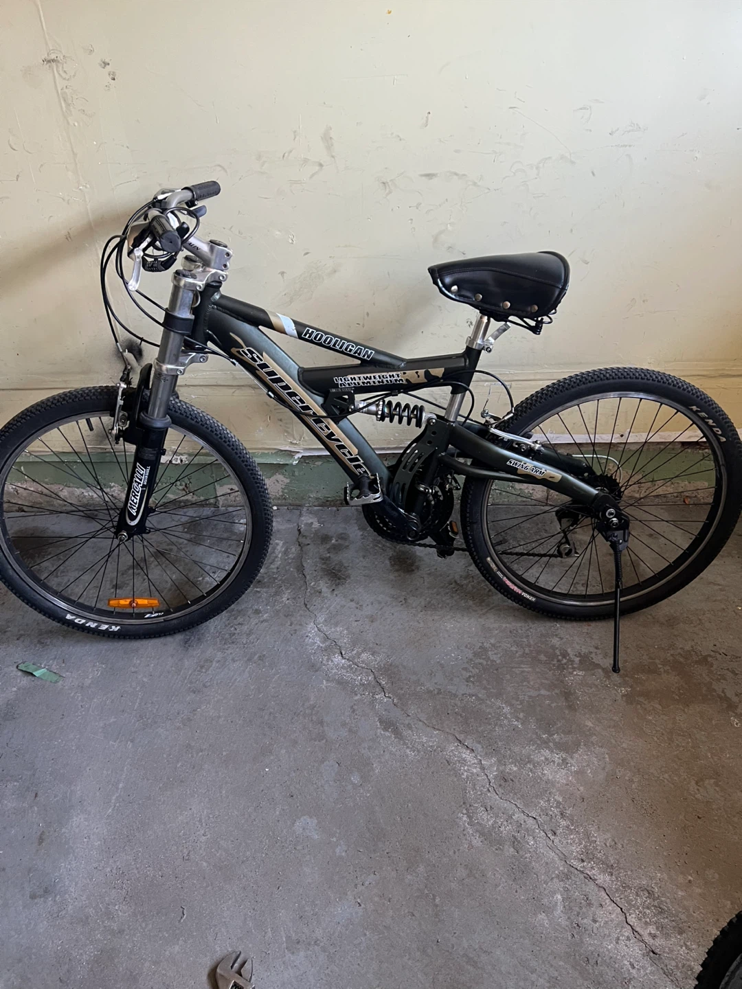 24”  21 speed Supercycle Hooligan Mountain Bike - photo 5