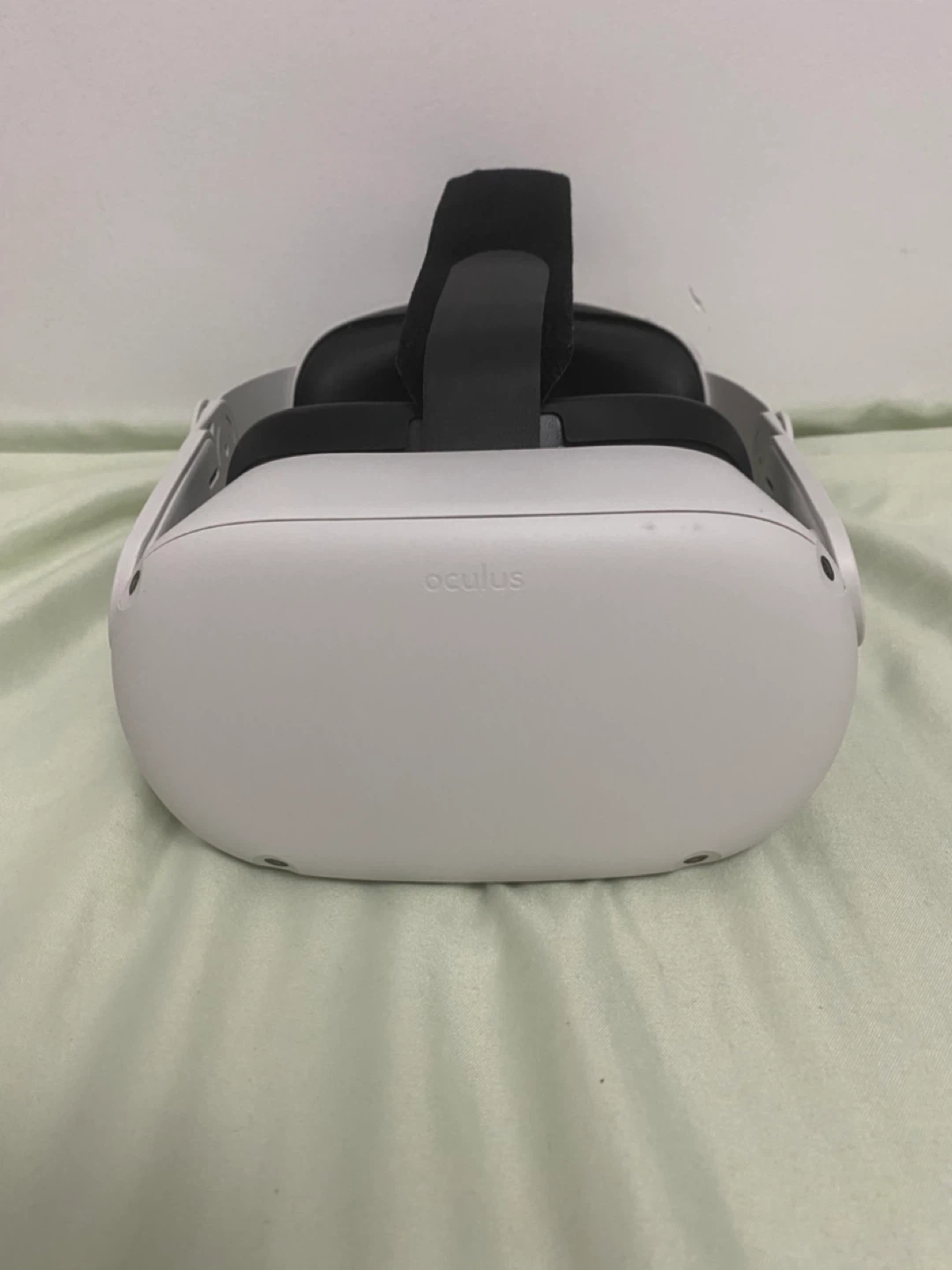 Oculus Quest 2 128GB Bundle - photo 3