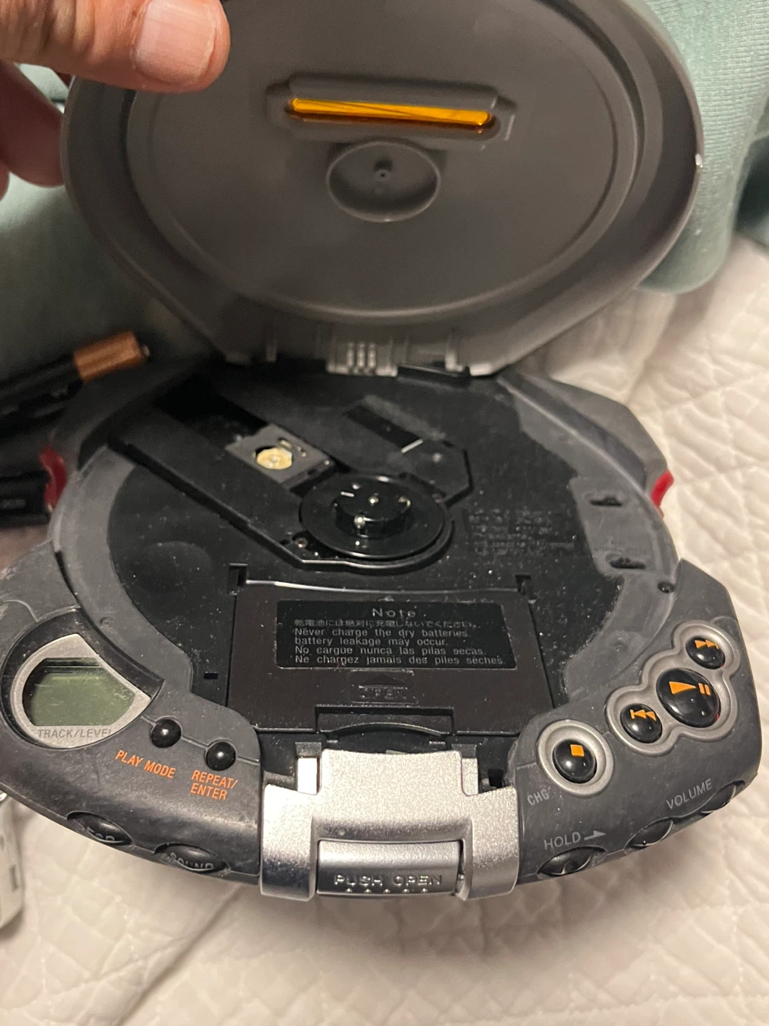 Sony Discman D-EJ7 CD Player - photo 4