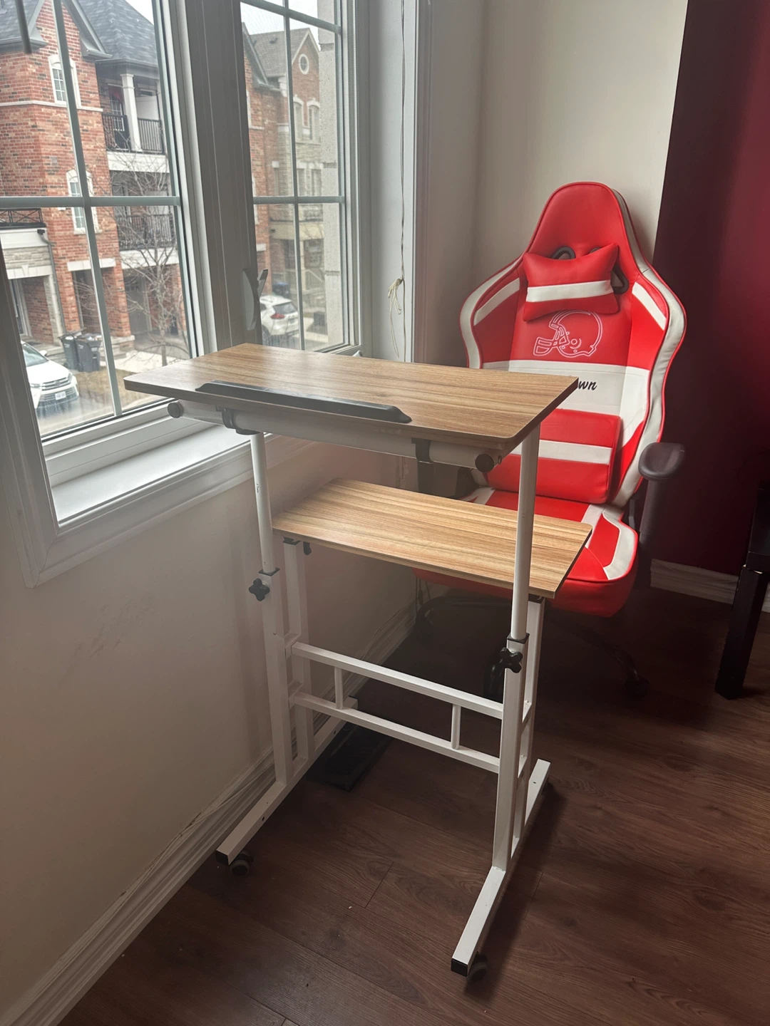 Adjustable Height Rolling Desk - photo 3