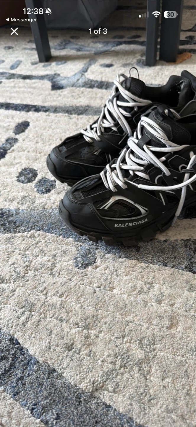 Balenciaga track