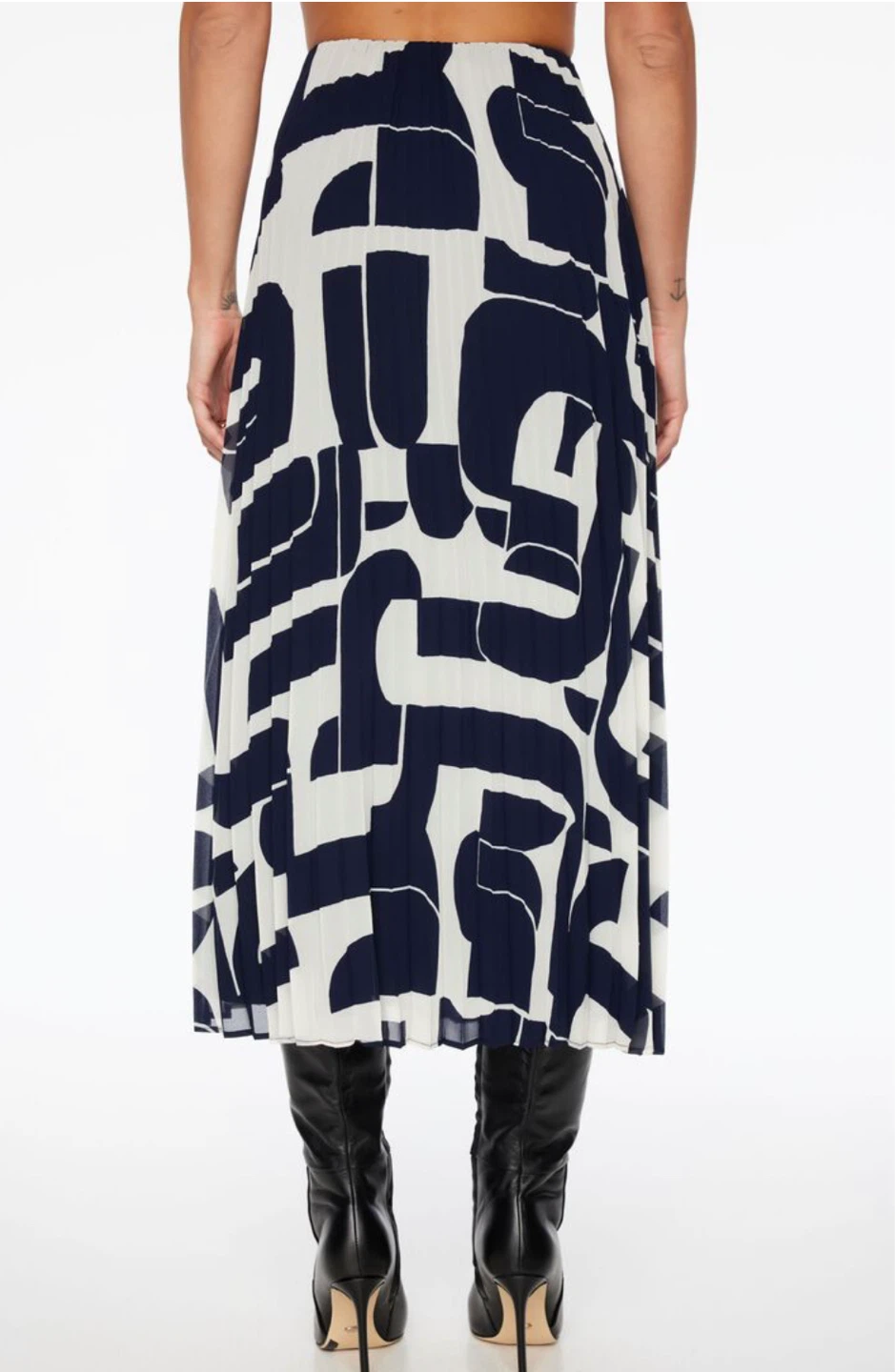 Dynamite Abstract Print Pleated Midi Skirt (new with tag ) - photo 2