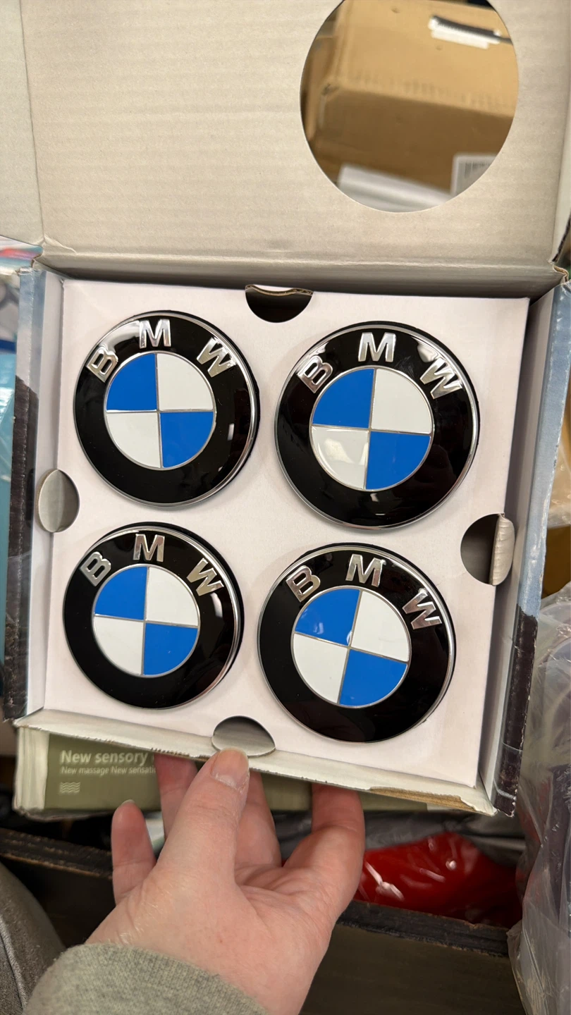 BMW Floating Center Caps - 65mm Set (Part No. 36122455269) - photo 2