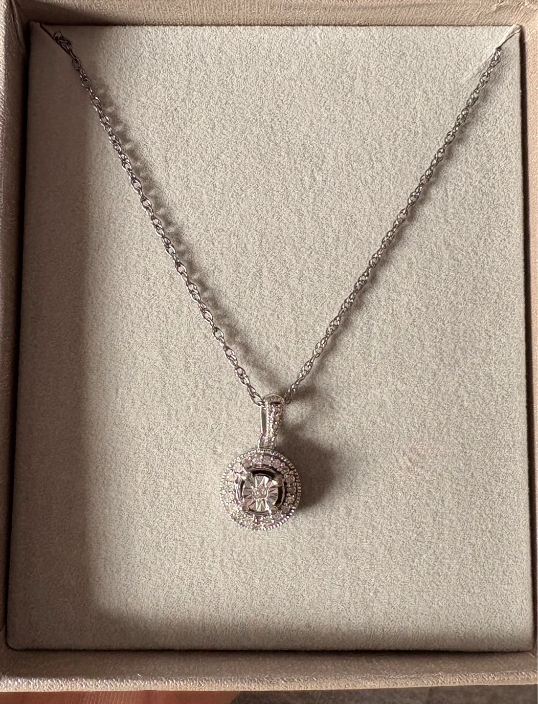 Round Halo Diamond Pendant Necklace