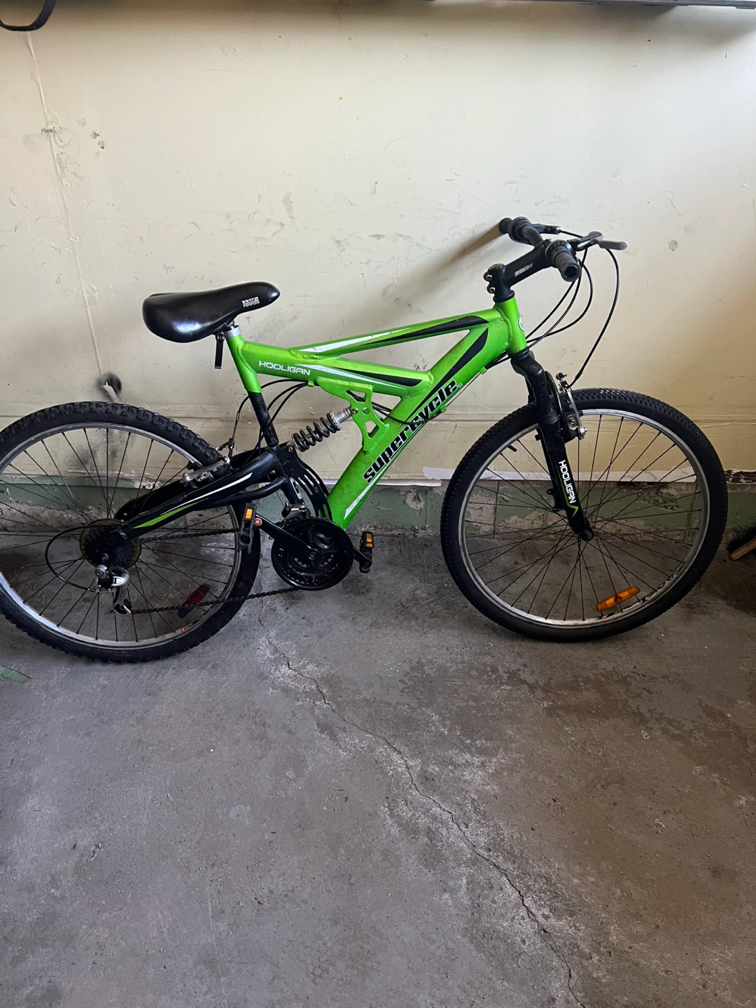 26” dual shock Supercycle Hooligan Mountain Bike - Green