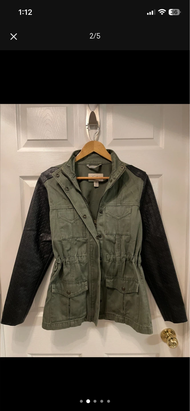 LEVI’S Jacket – NEW – Women’s Small (Loose fit) - photo 2