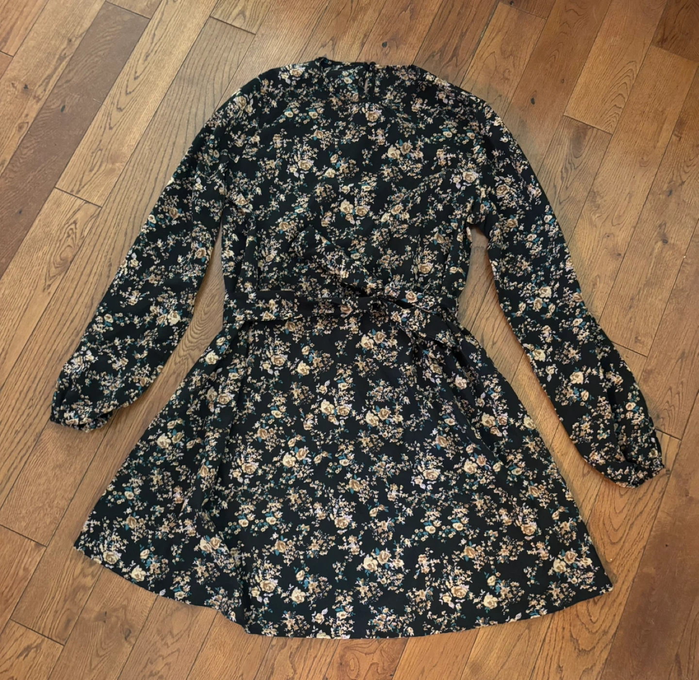 Black floral print long sleeve dress