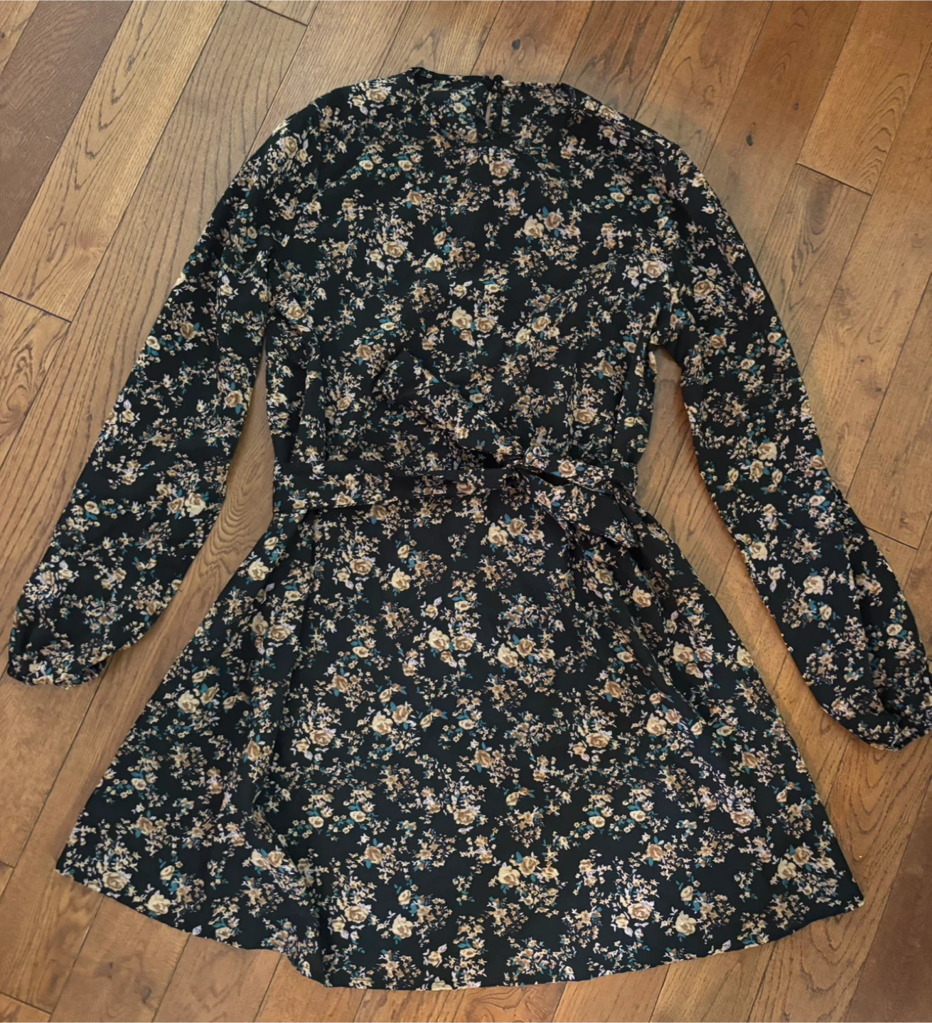 Black floral print long sleeve dress - photo 2
