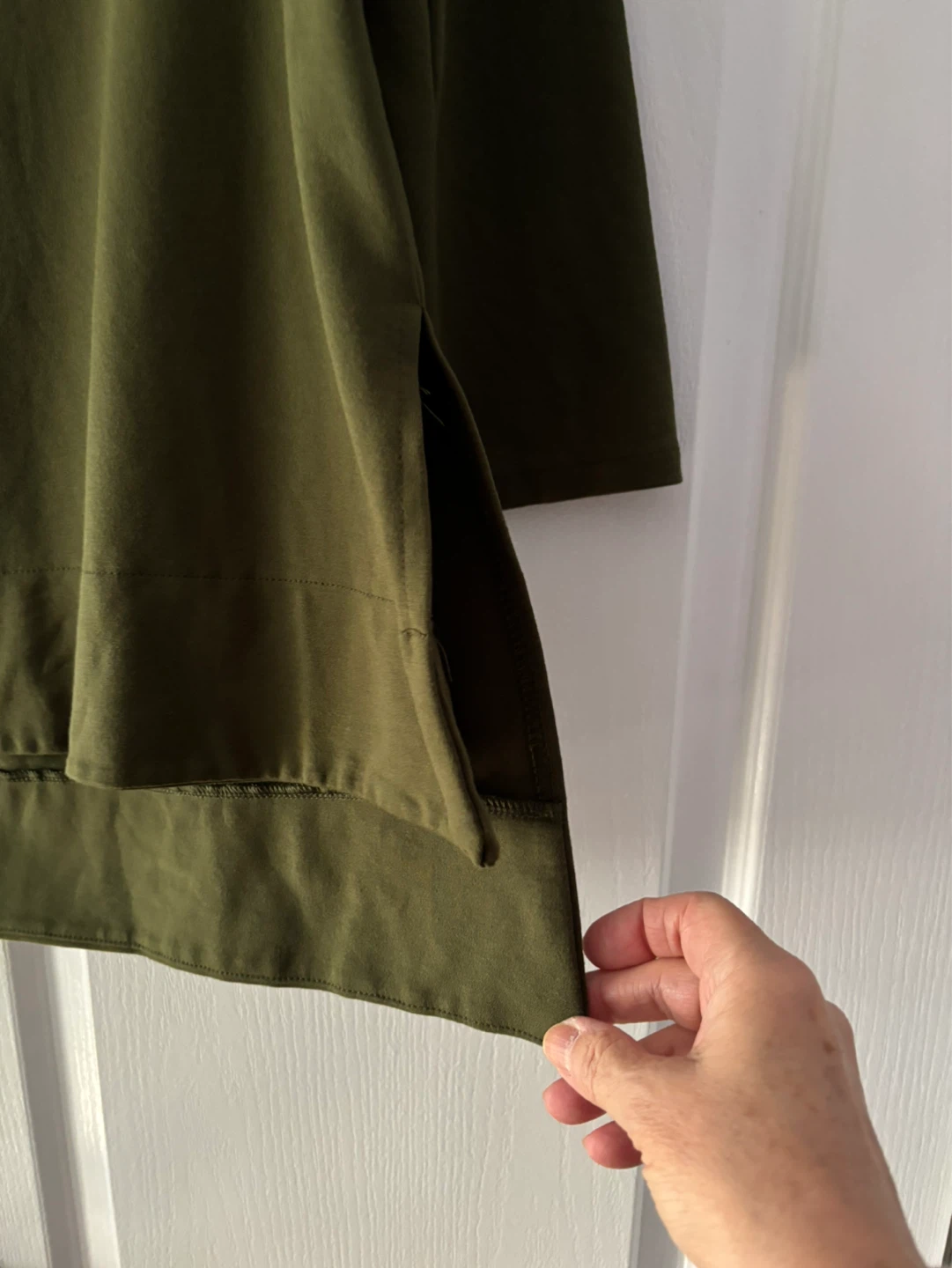 M Made in Italy Olive Green crewneck tunic top - photo 4