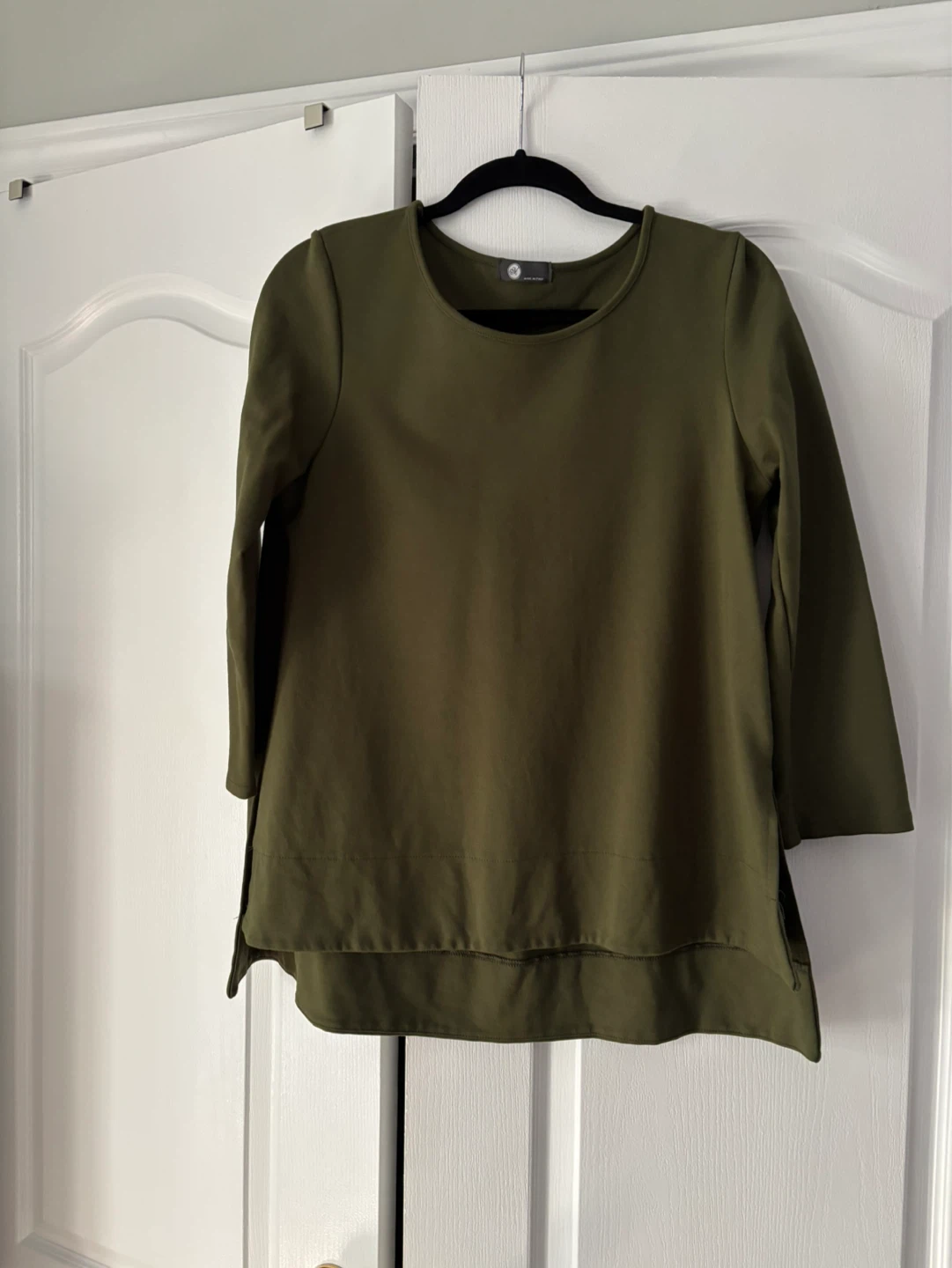M Made in Italy Olive Green crewneck tunic top