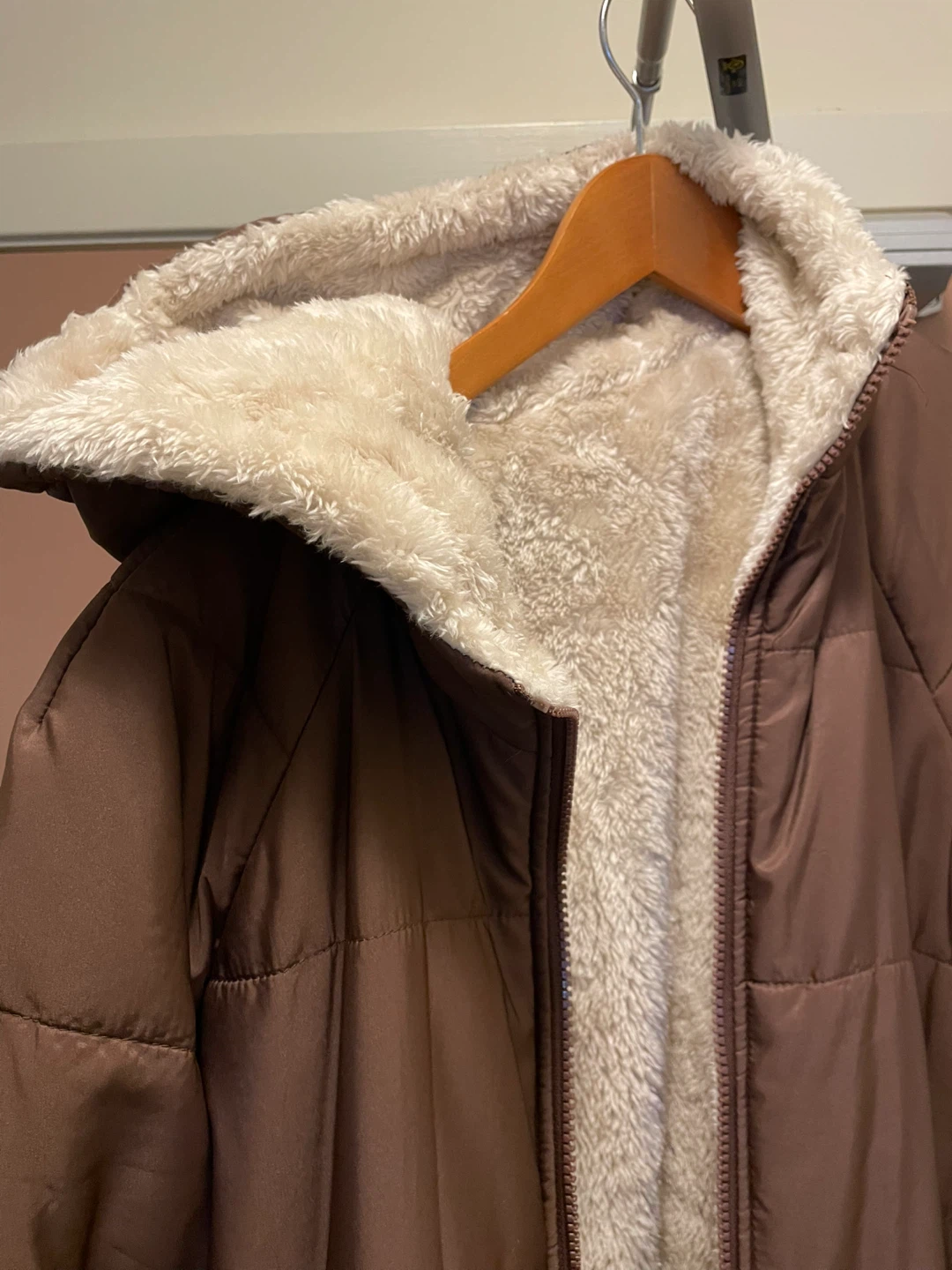 Reversible Hooded Puffer Parka large - photo 3