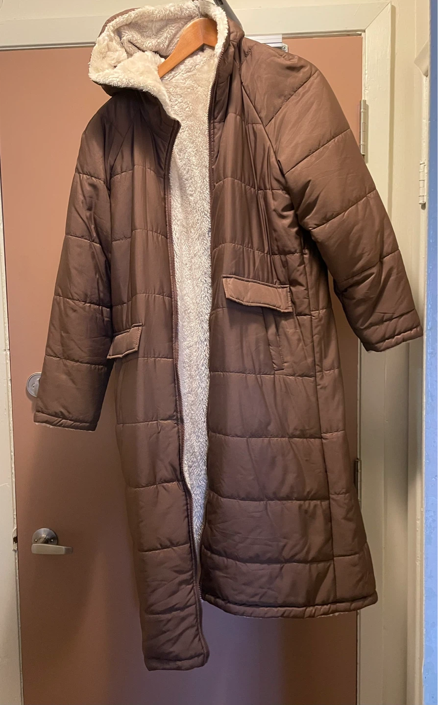 Reversible Hooded Puffer Parka large