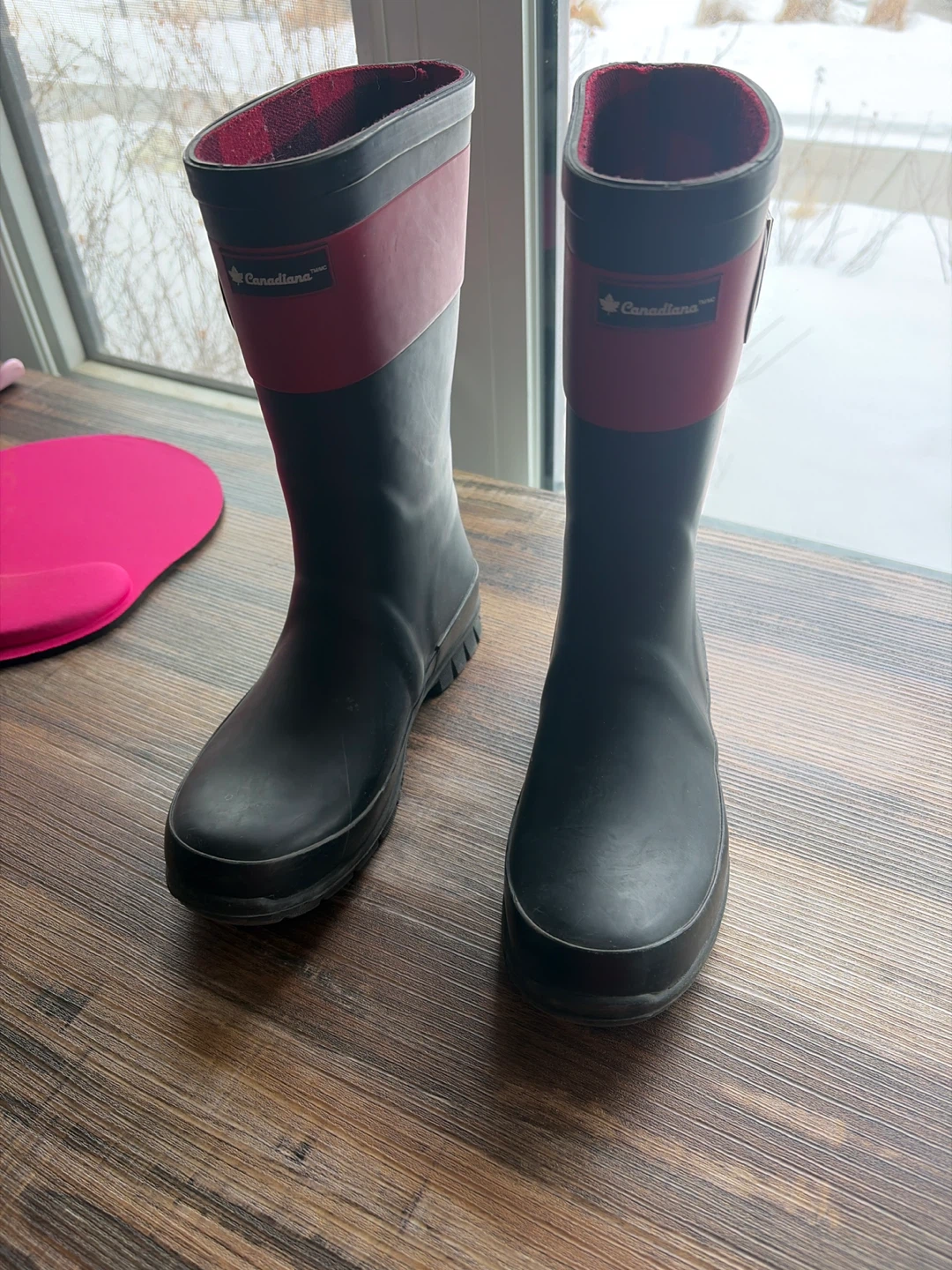 Canadiana Black Rubber Boots Size 5