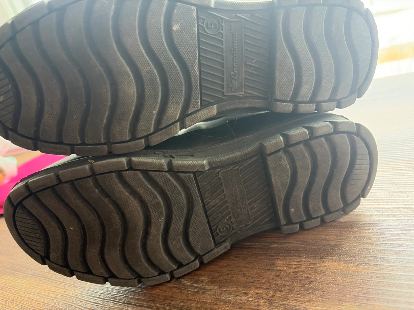 Canadiana Black Rubber Boots Size 5 - photo 3