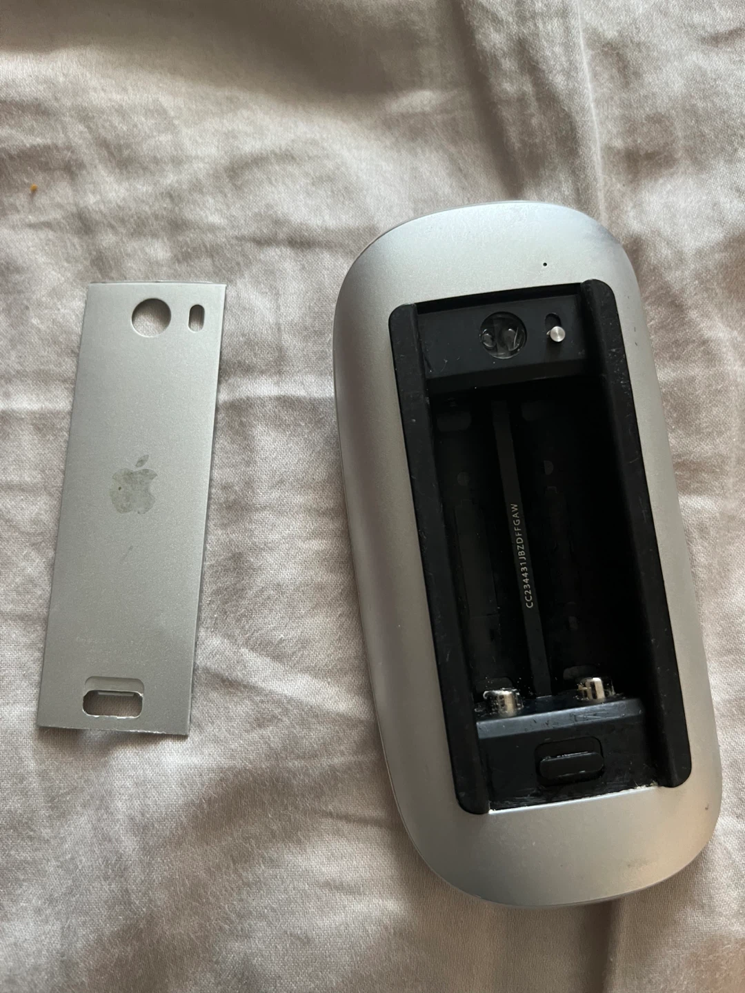 Apple Magic Mouse Wireless Bluetooth Computer Mouse - photo 2