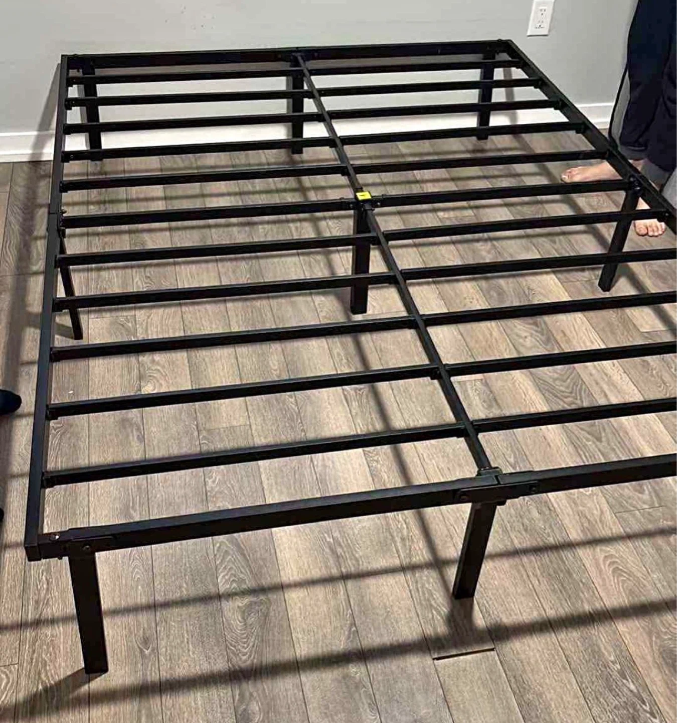 Black Metal queen Bed Frame - photo 2