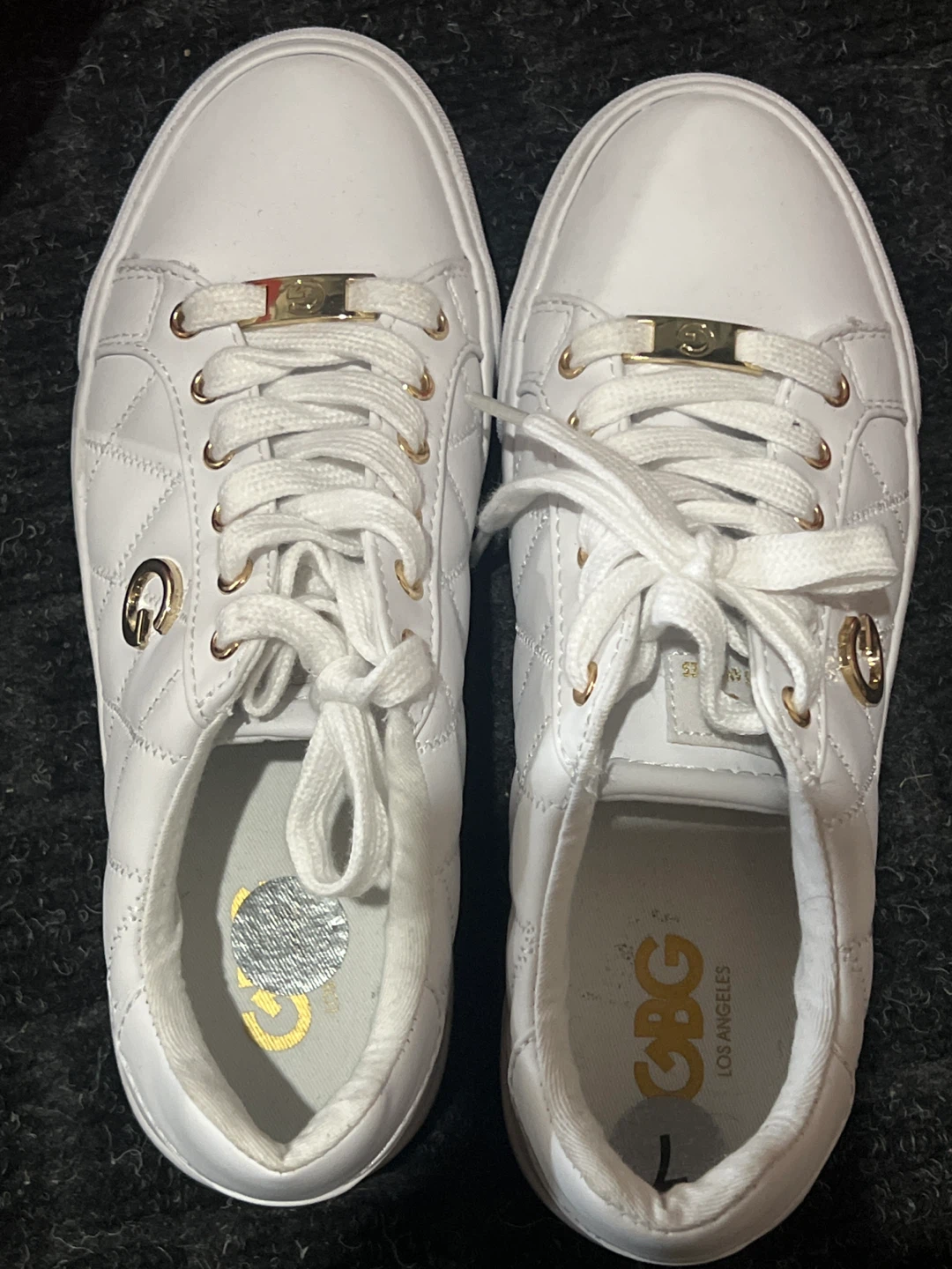 GBG Los Angeles Women's White Quilted Sneakers Size 7