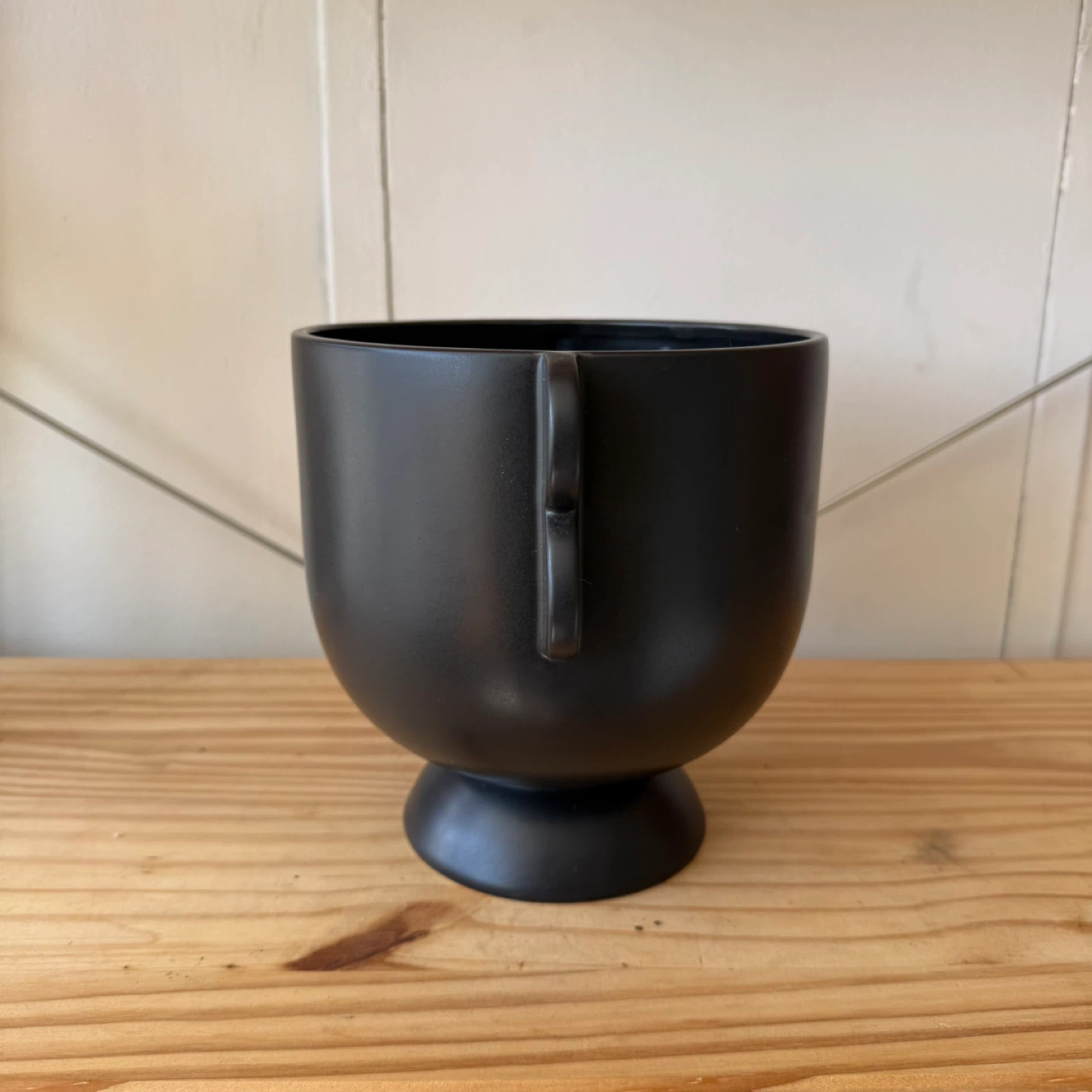 Black Planter Pot - photo 4