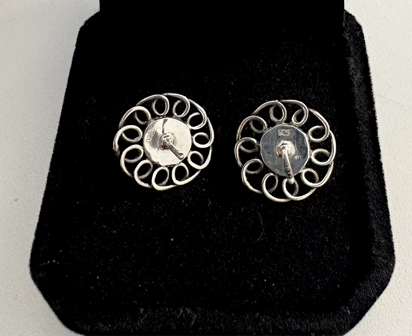 Sterling Silver wired Pearl studs ! - photo 2