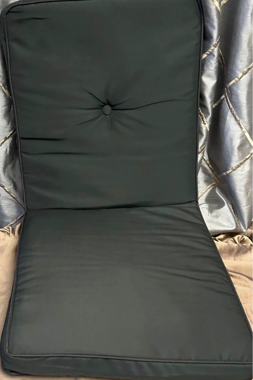 18x20x2 inch each Grey Lounge Cushion - photo 4