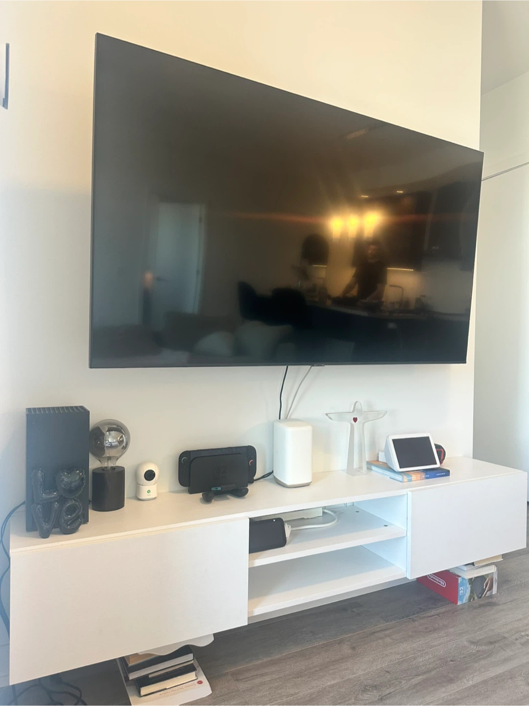 White Media Unit with storage and shelves