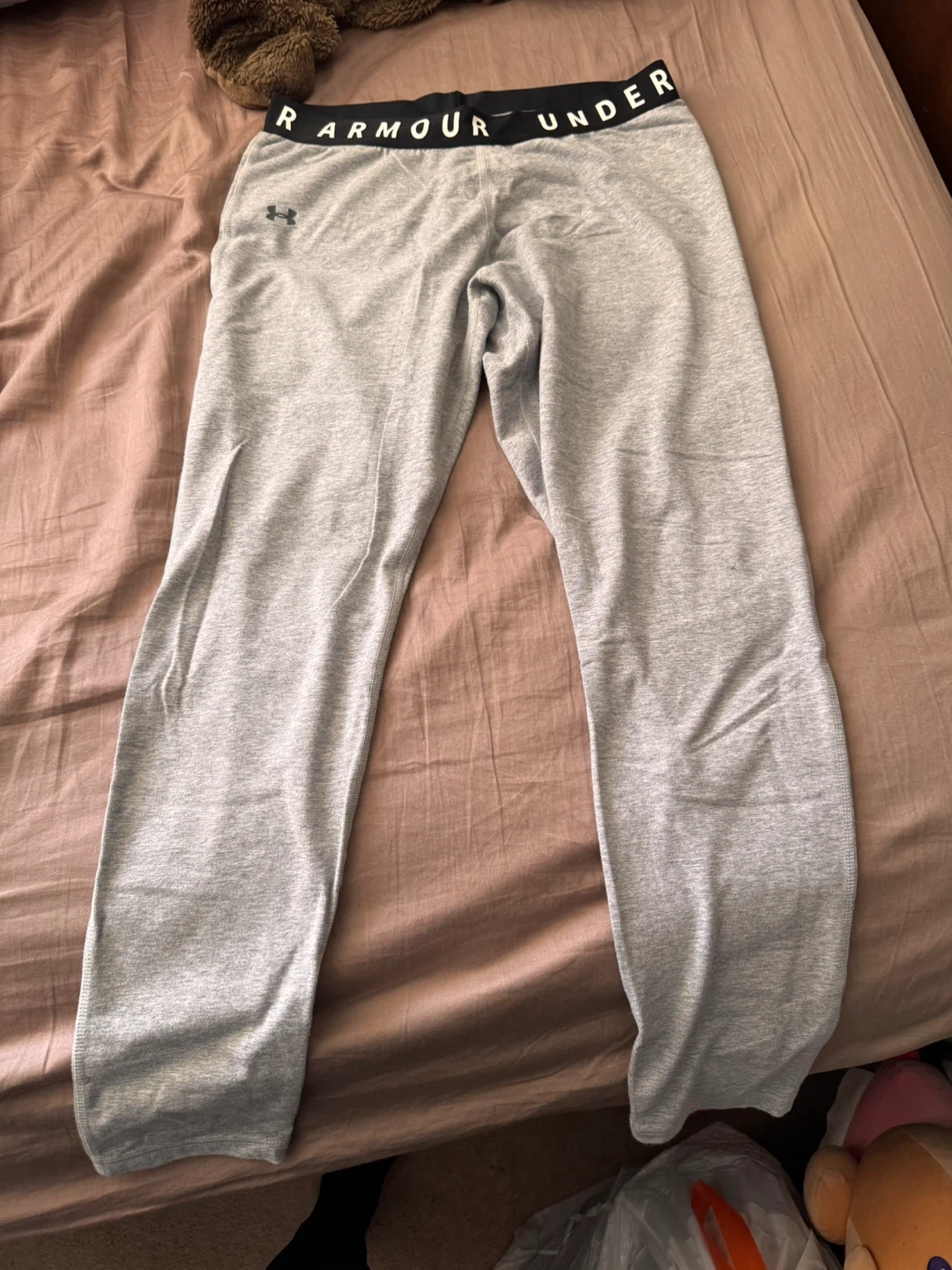 Under Armour Grey Sweatpants Size LG