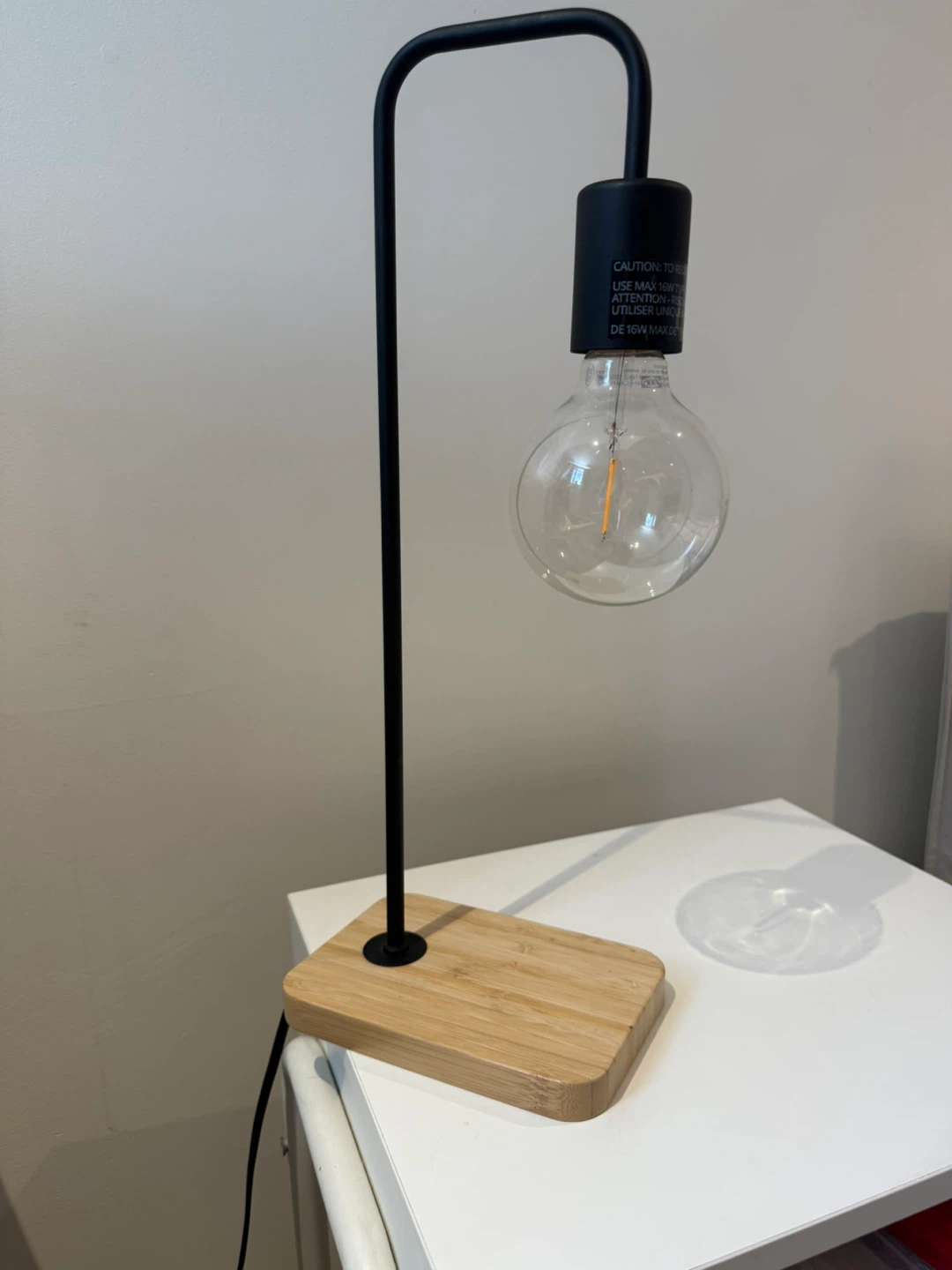 IKEA TVÄRHÄND Table Lamp - Black/Bamboo - photo 3