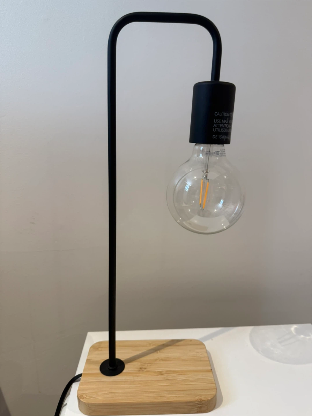 IKEA TVÄRHÄND Table Lamp - Black/Bamboo - photo 2