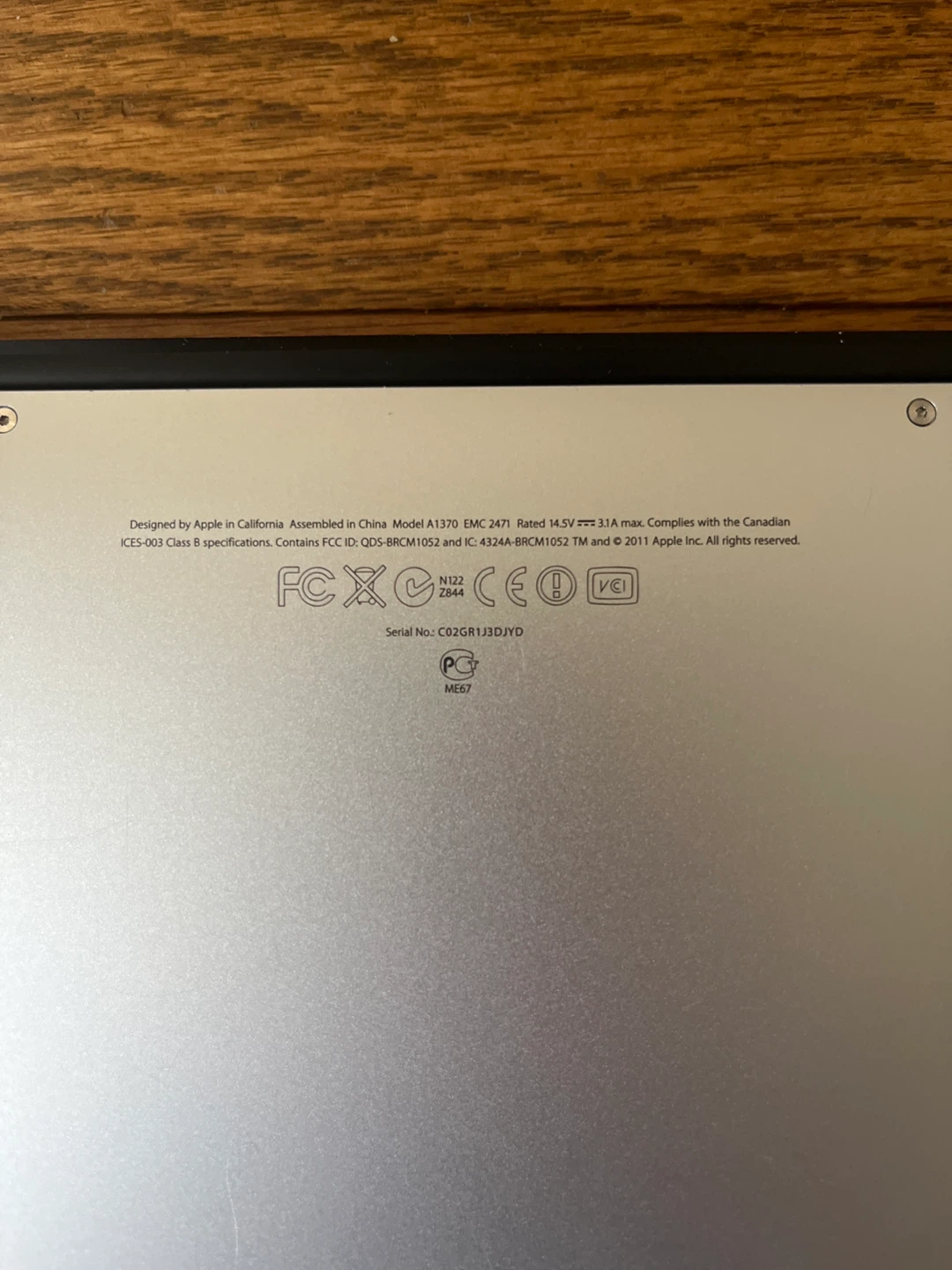 Apple MacBook Air (11-inch, Mid 2011) - photo 2