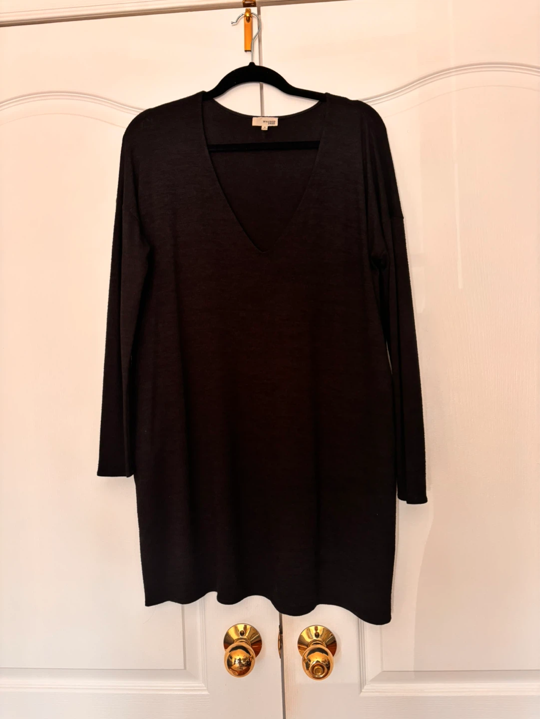 Wilfred black v-neck tunic dress