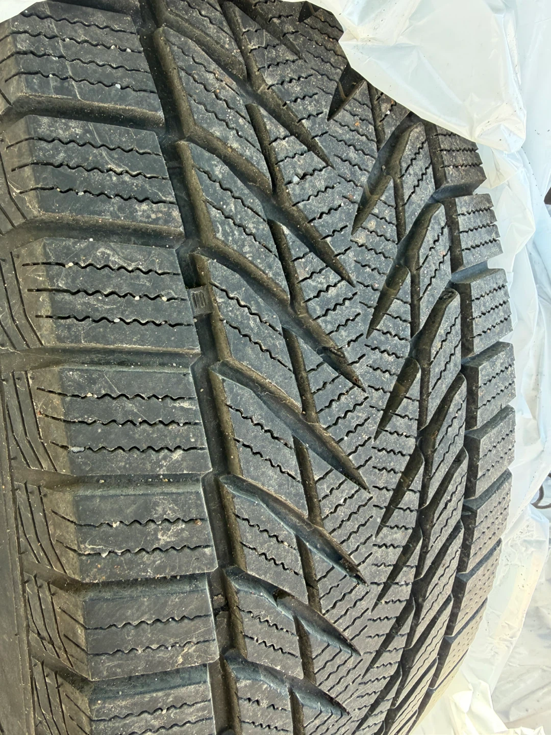 Set of 4 winter tires with rim - photo 2