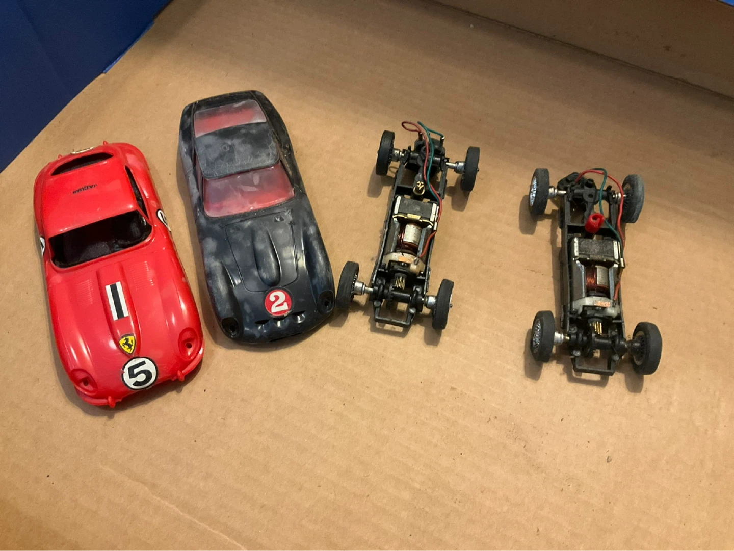 Strombecker No. 9957 Formula 1 Road Racing Set - photo 4