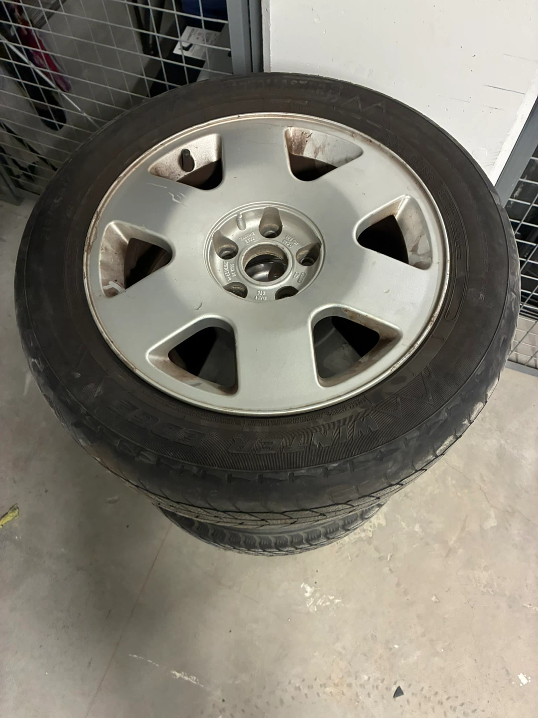 4x Winter Tires with Rims - 215/55R16 - photo 5