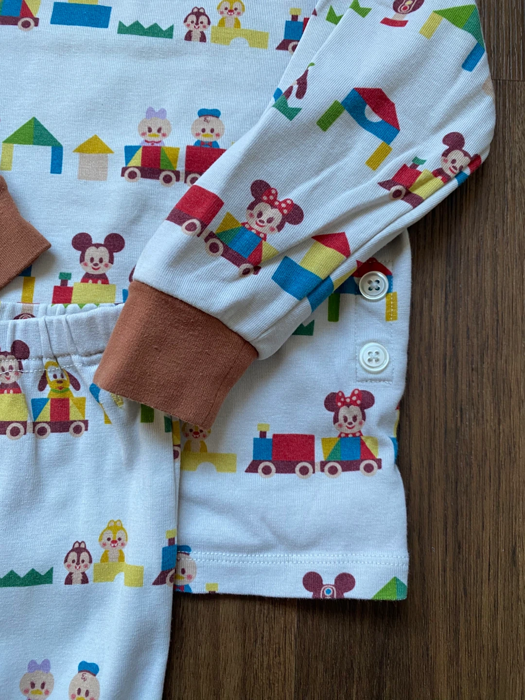 UNIQLO Disney Baby Mickey Mouse Pajamas Size 3 - photo 2