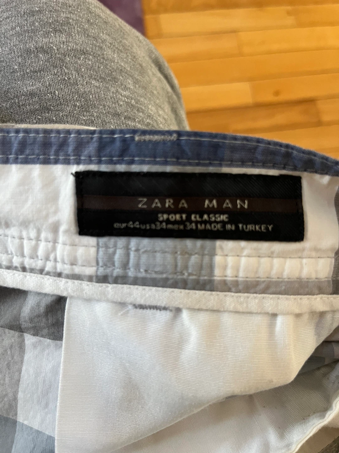 Zara Man Plaid Cargo Shorts - Size 34 - photo 3