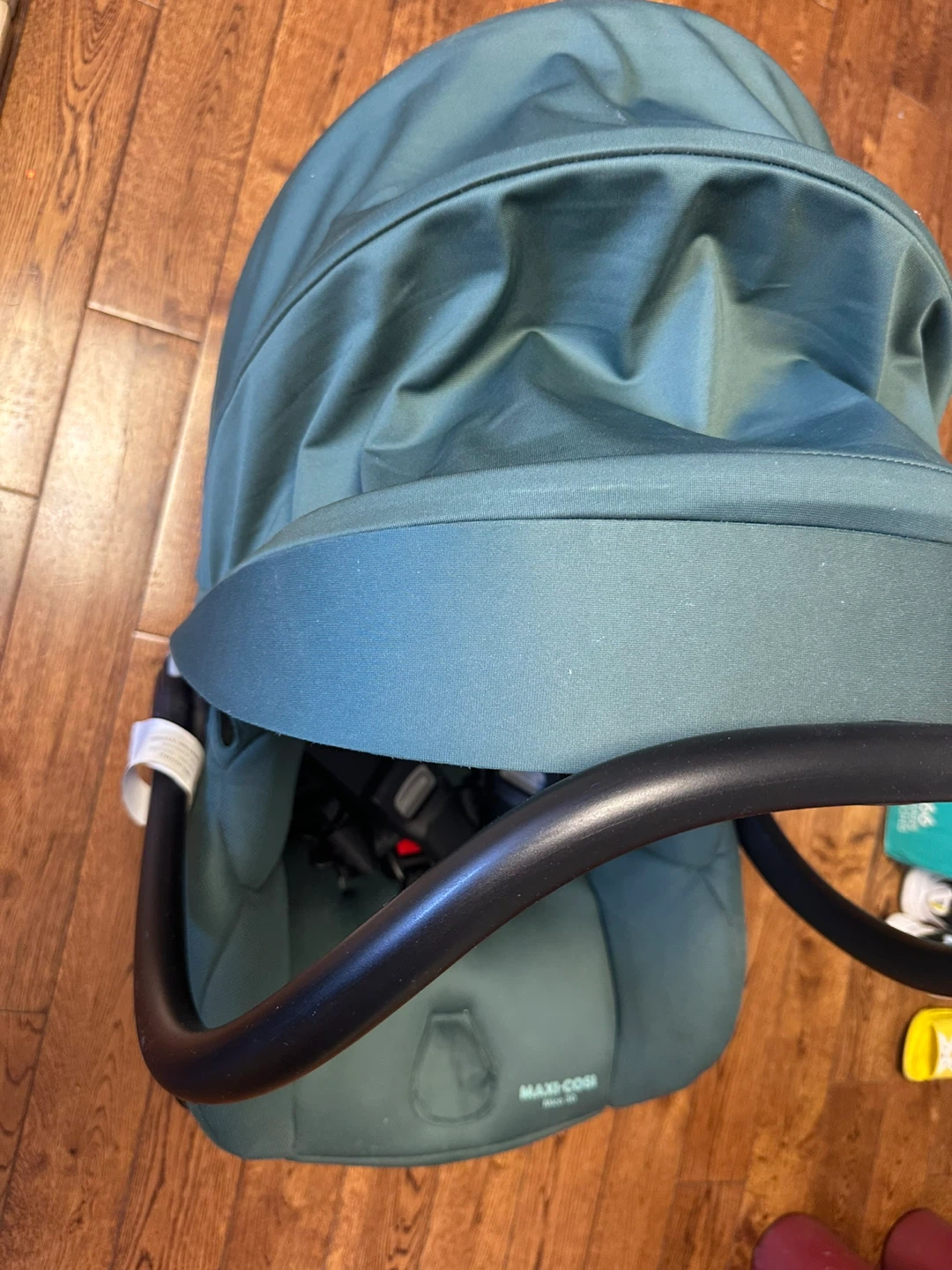 Maxi-Cosi Mica 30 Car Seat with Base - photo 5